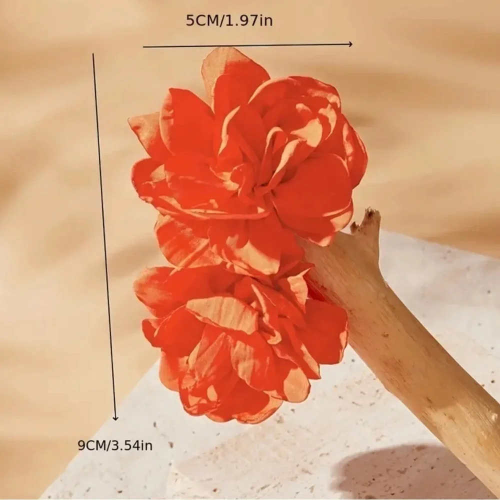 Orange flower dangle paper earrings 💕💕🧡🧡 with cute gift packaging 🎁🎁 New